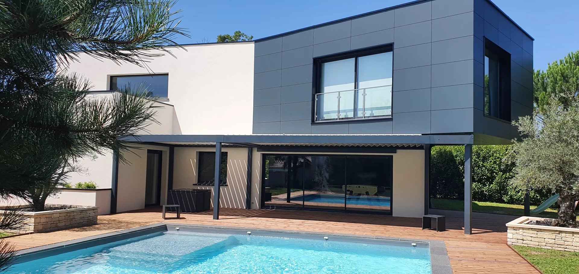 Maison / Villa - Barnes Lyon, agence immobilière de prestige