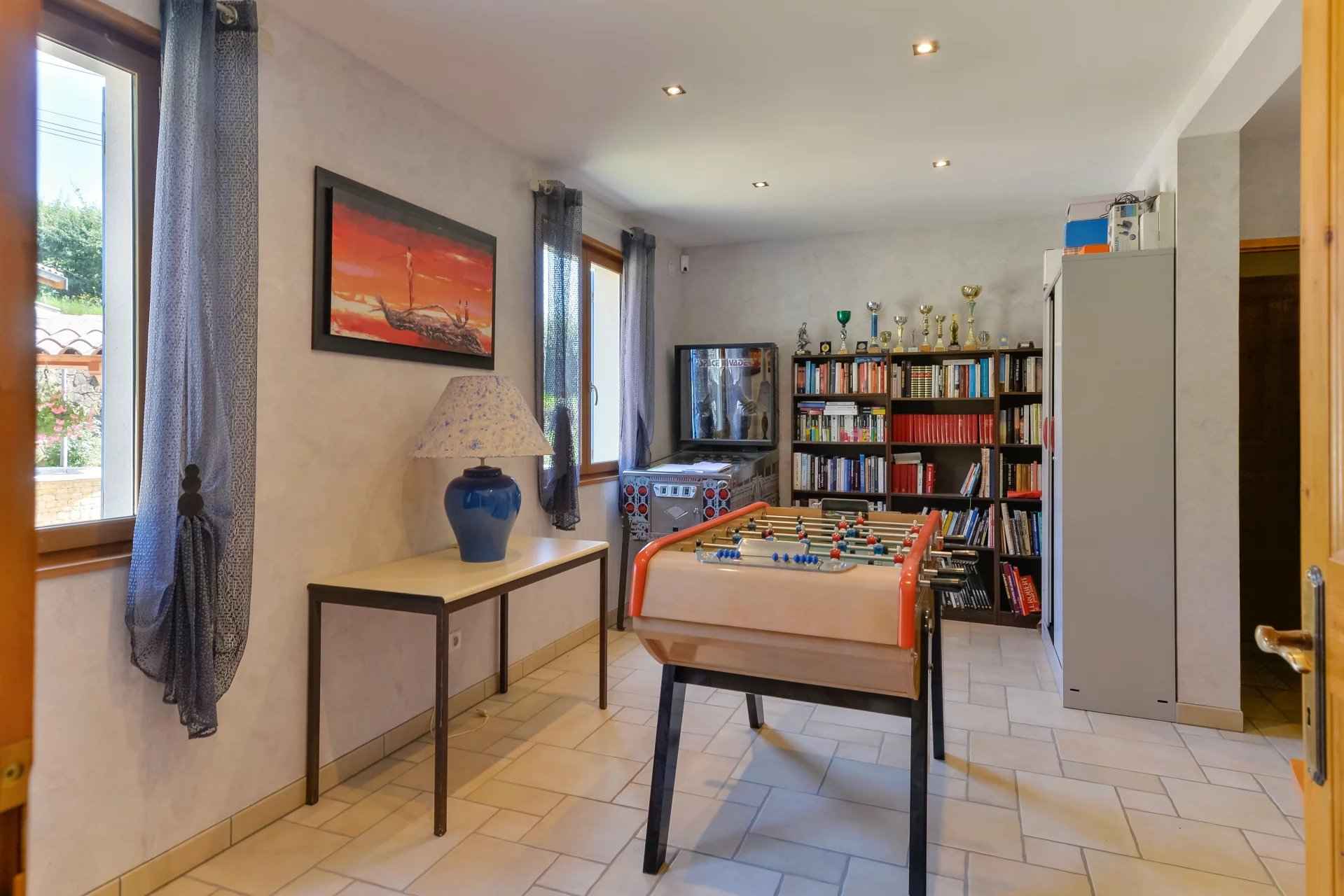 Maison / Villa - Barnes Lyon, agence immobilière de prestige