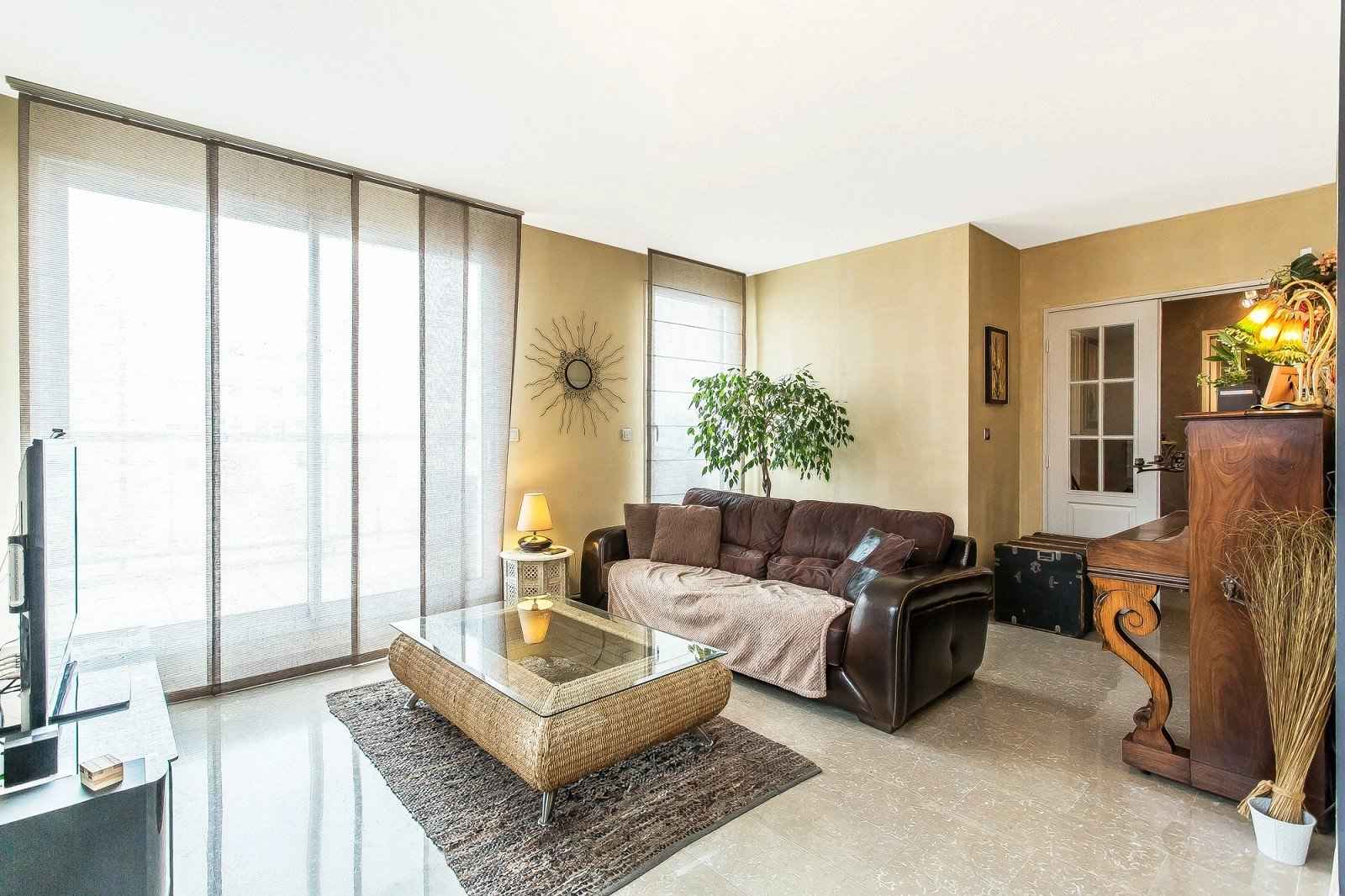 Flat - Barnes Lyon, agence immobilière de prestige