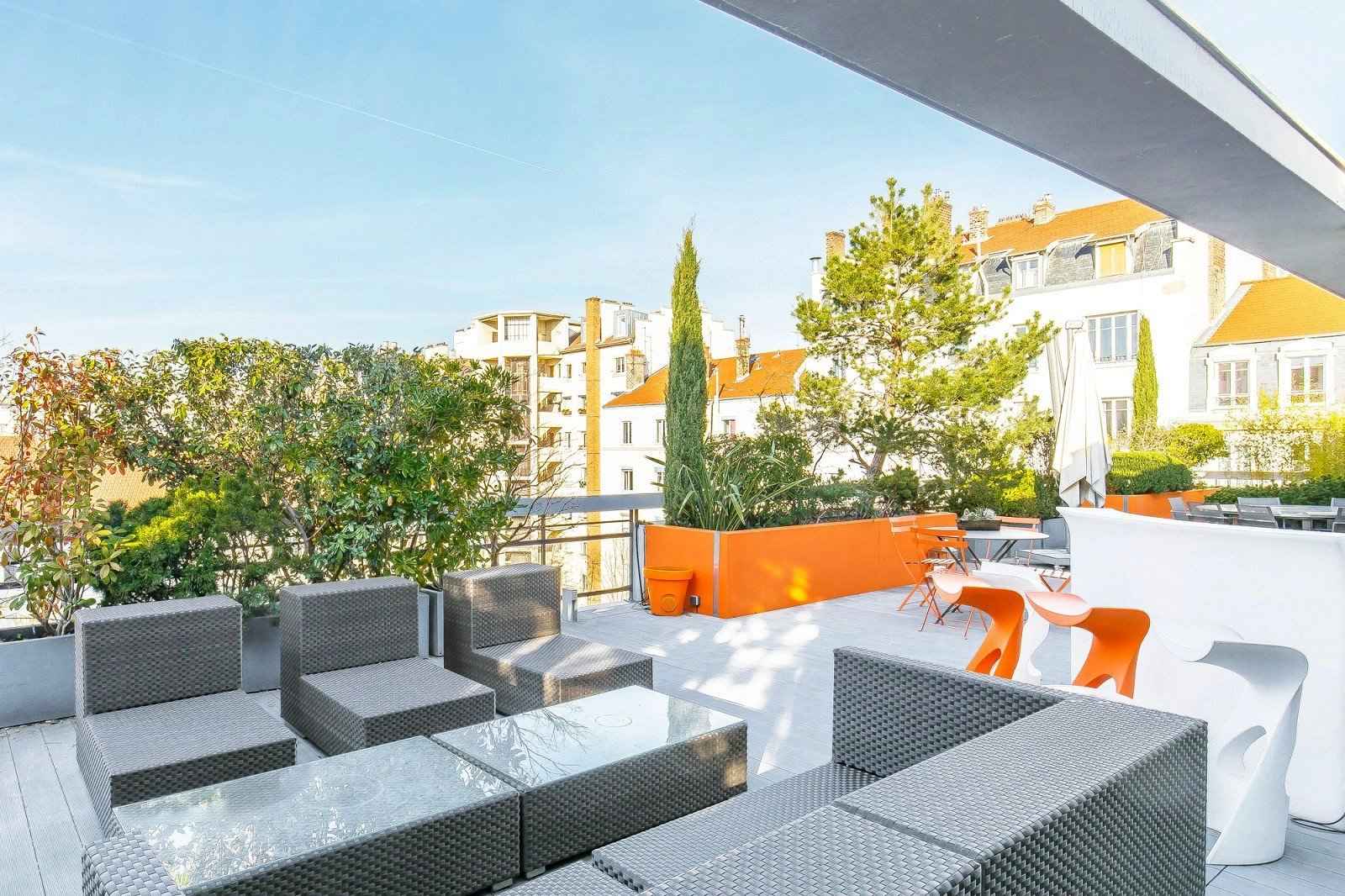 Flat - Barnes Lyon, agence immobilière de prestige