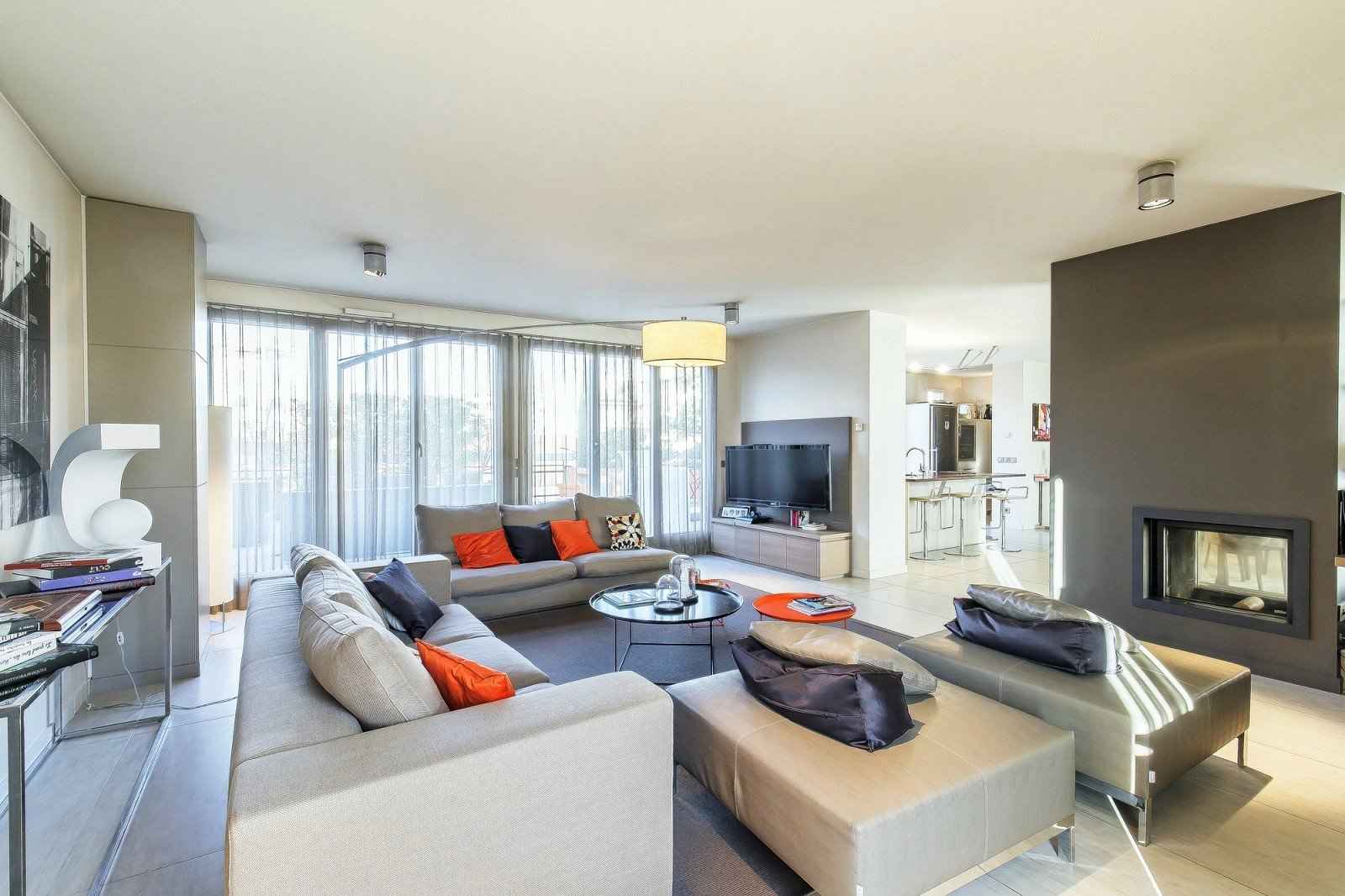 Flat - Barnes Lyon, agence immobilière de prestige