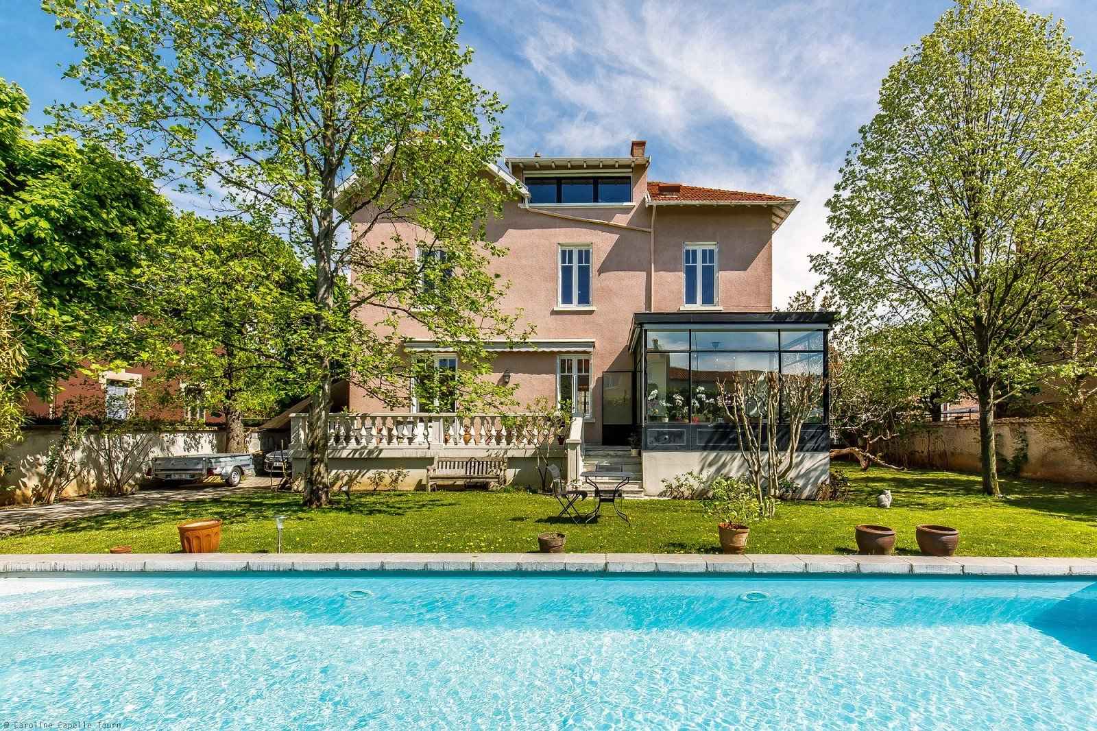 Maison / Villa - Barnes Lyon, agence immobilière de prestige