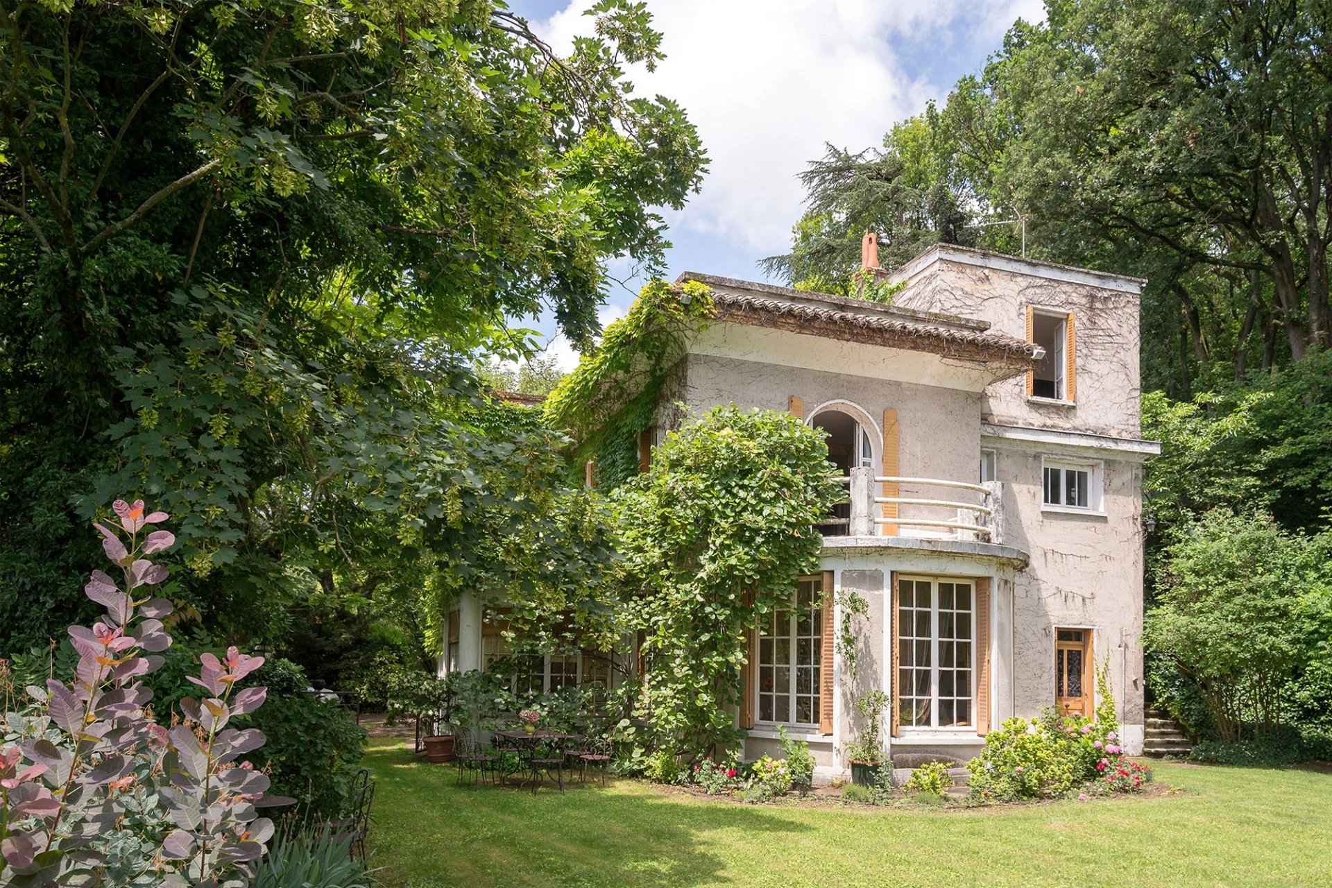 Maison / Villa - Barnes Lyon, agence immobilière de prestige