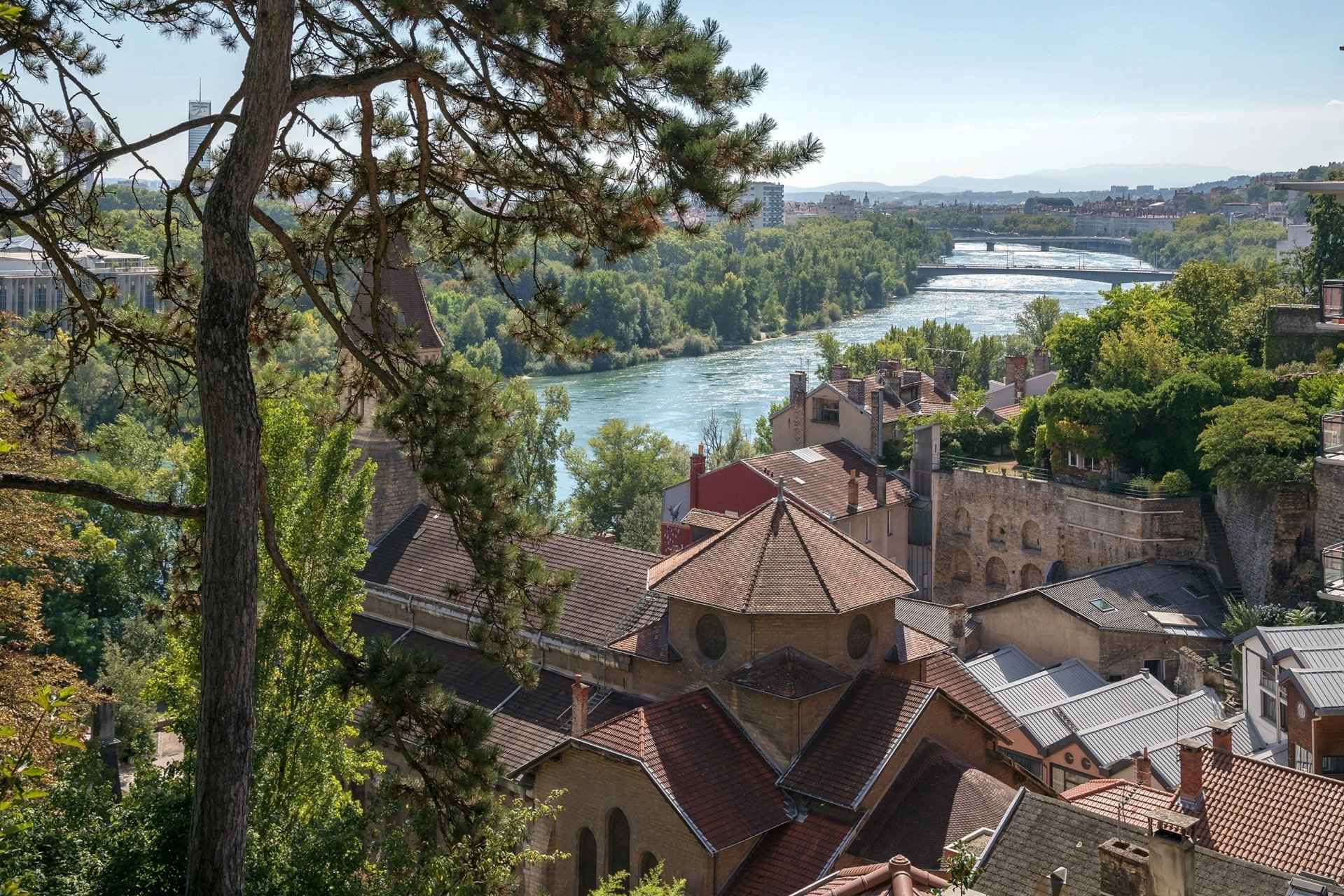 Maison / Villa - Barnes Lyon, agence immobilière de prestige