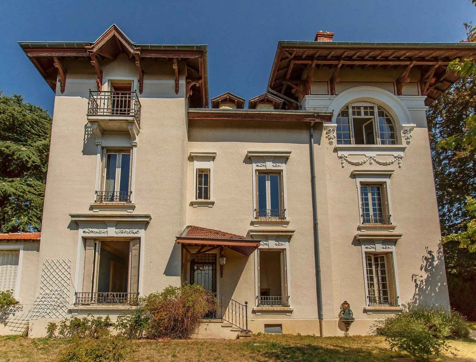 Maison / Villa - Barnes Lyon, agence immobilière de prestige