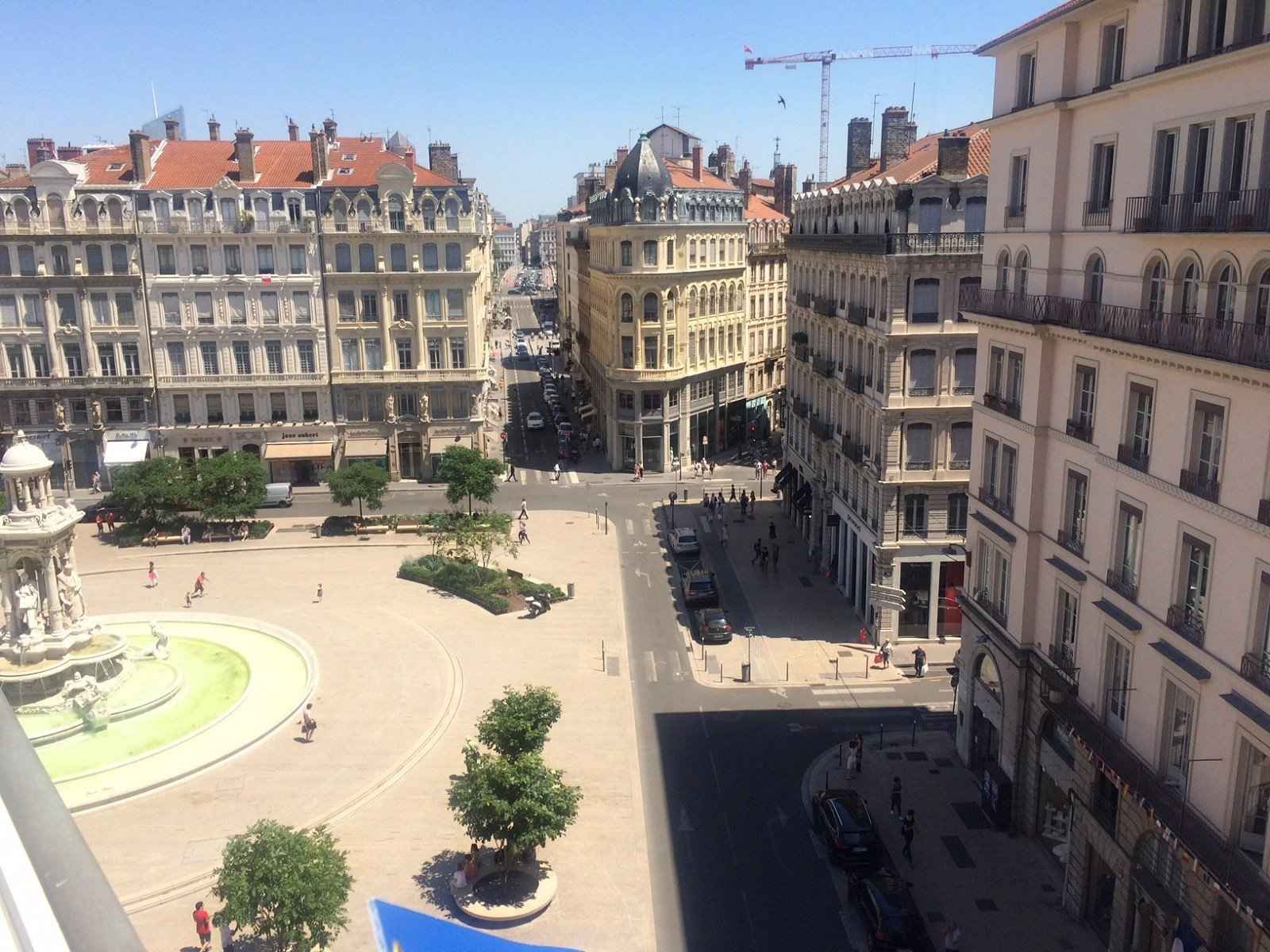 Flat - Barnes Lyon, agence immobilière de prestige