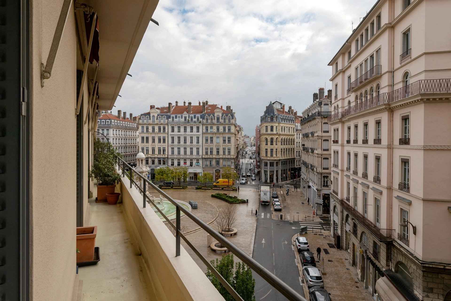 Flat - Barnes Lyon, agence immobilière de prestige