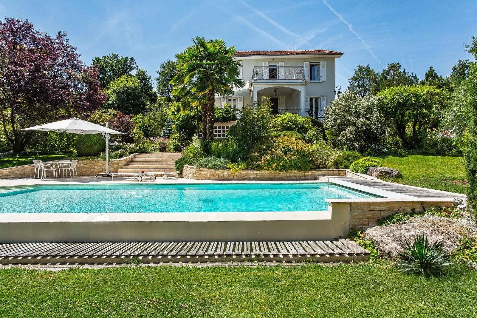 Maison / Villa - Barnes Lyon, agence immobilière de prestige