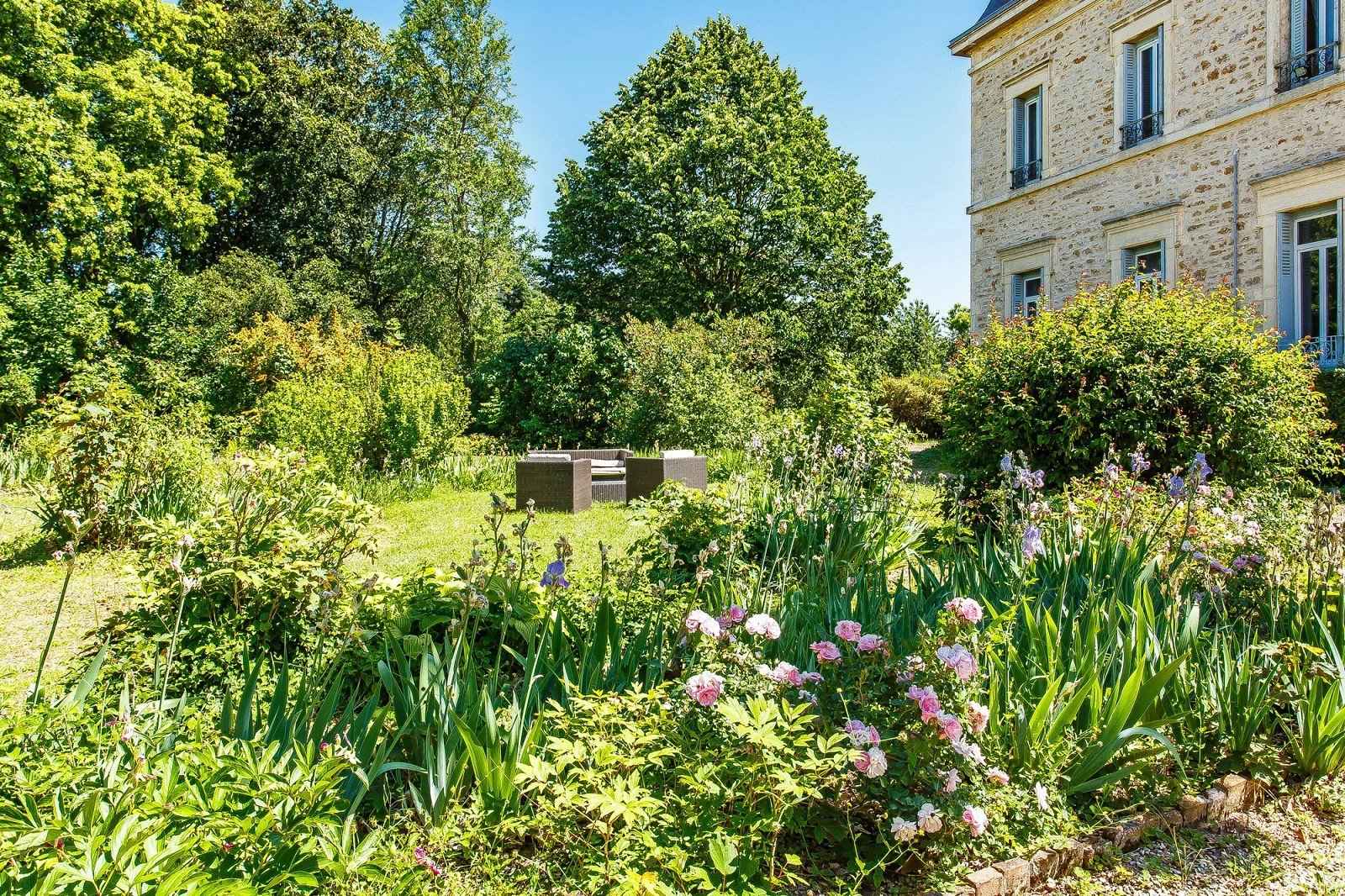 Maison / Villa - Barnes Lyon, agence immobilière de prestige