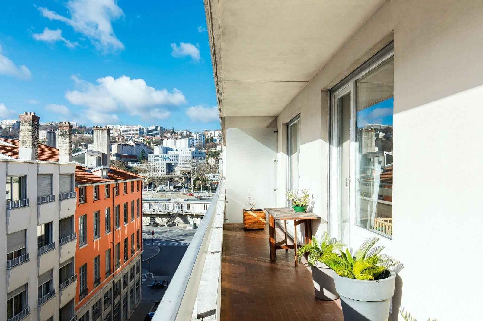 Flat - Barnes Lyon, agence immobilière de prestige