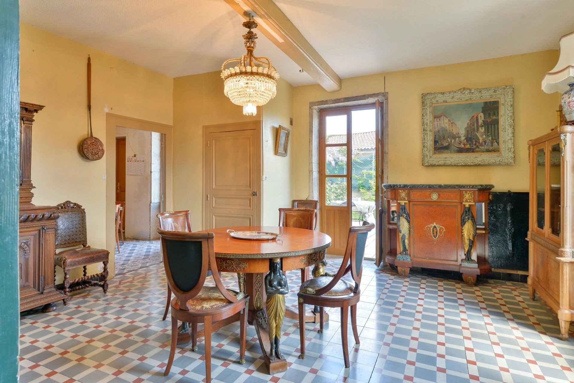 Maison / Villa - Barnes Lyon, agence immobilière de prestige