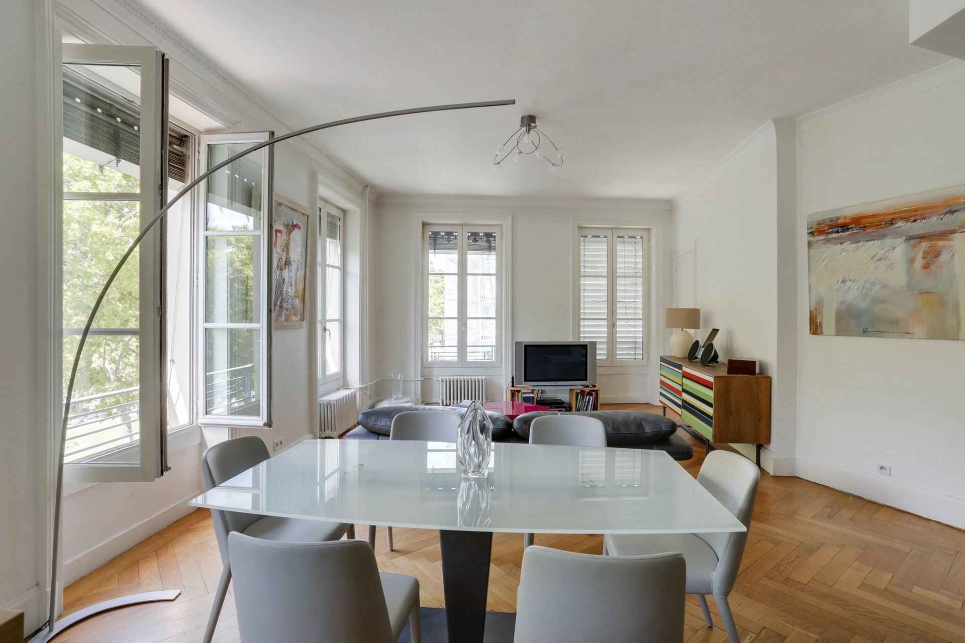 Flat - Barnes Lyon, agence immobilière de prestige