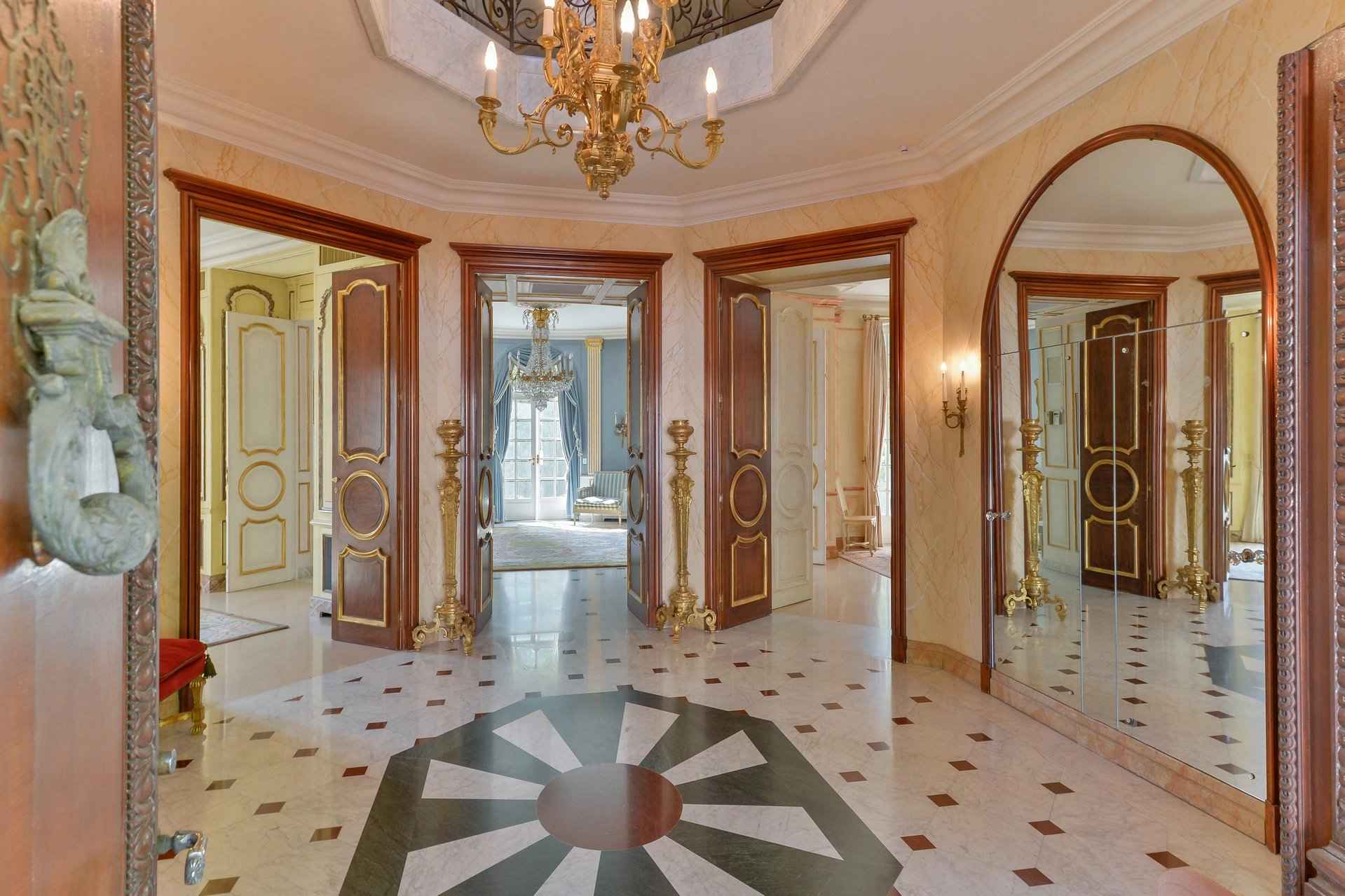 Maison / Villa - Barnes Lyon, agence immobilière de prestige