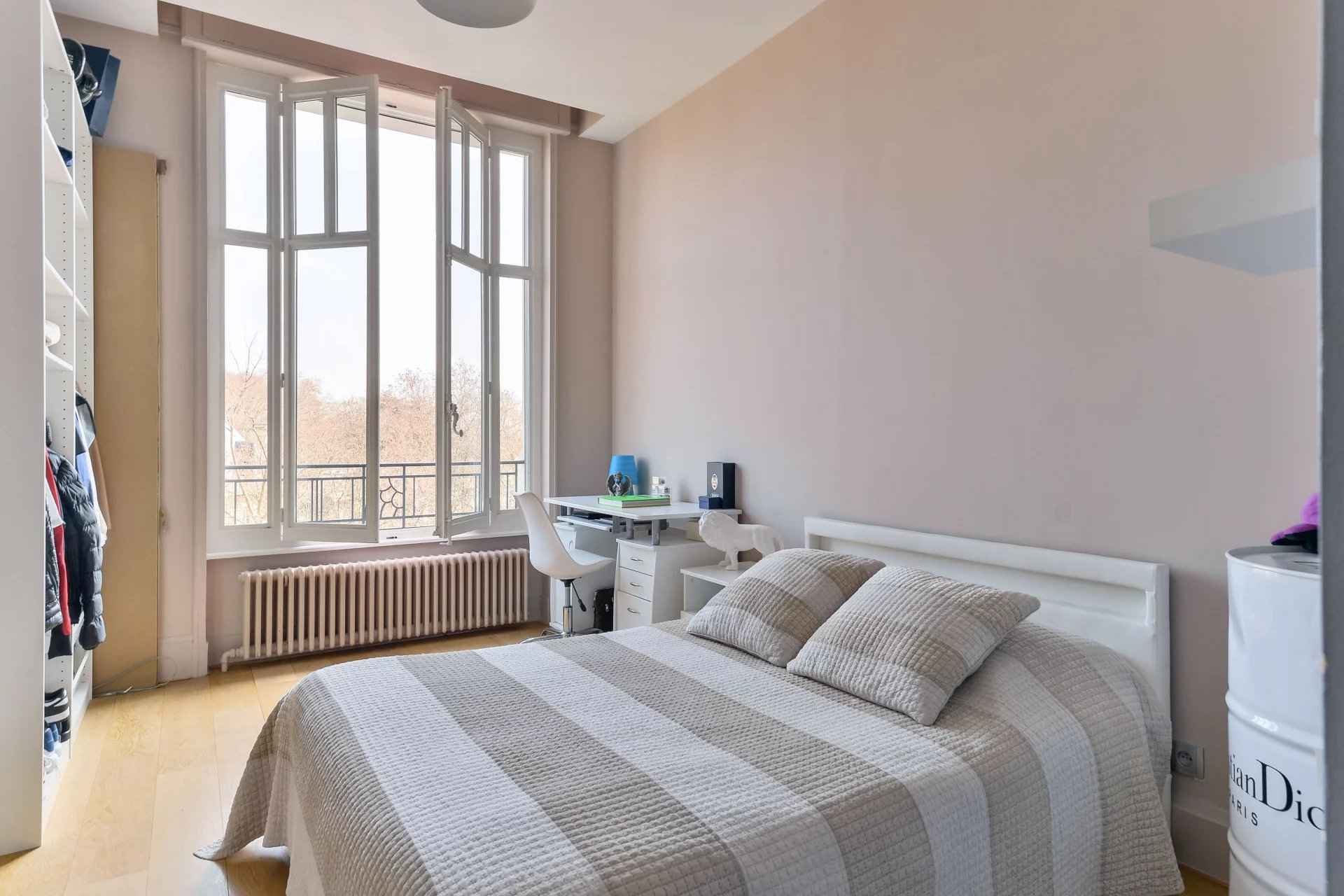 Appartement de 179,49 m² à Lyon 6 - Boulevard des Belges 