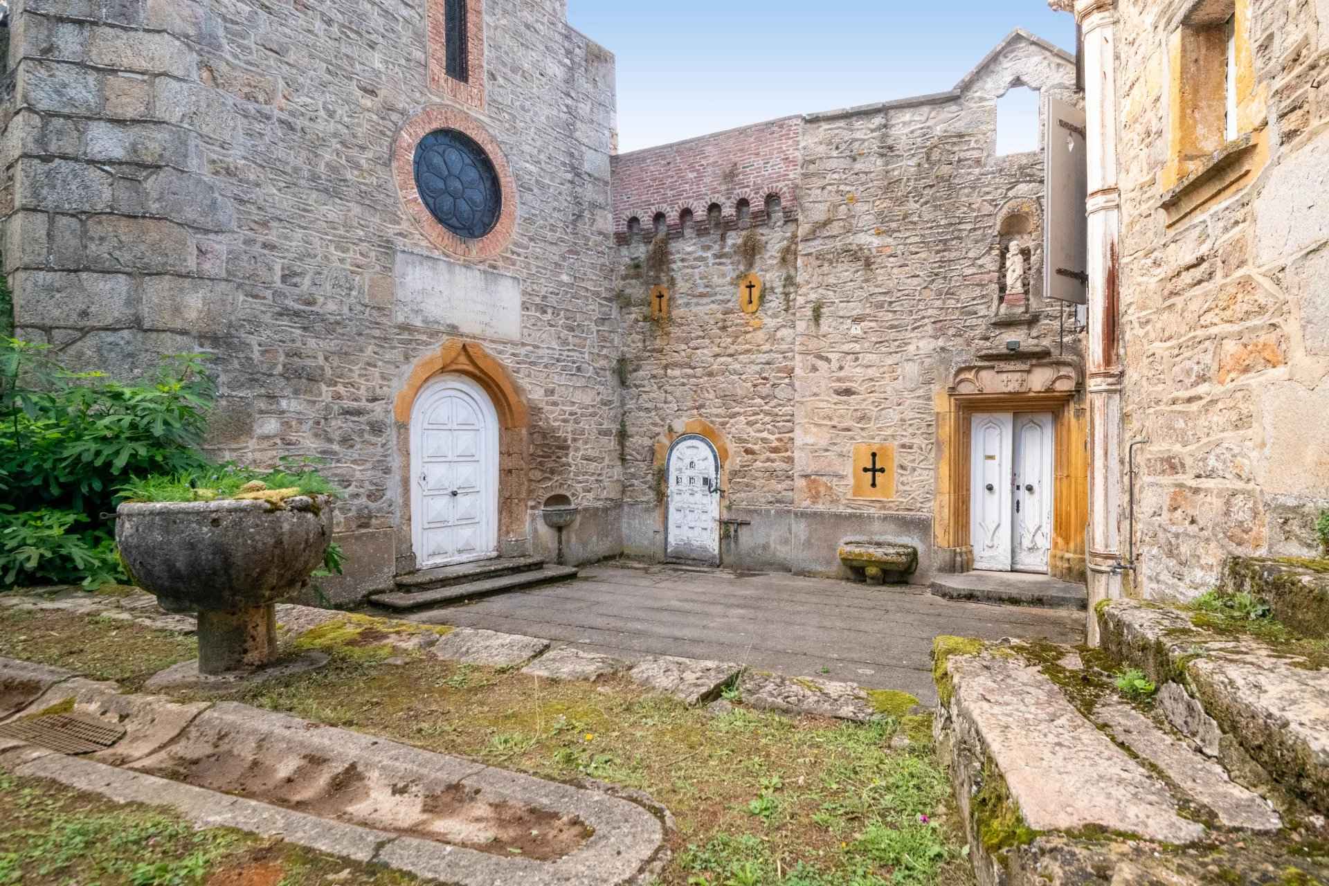 À vendre château à Courzieu 