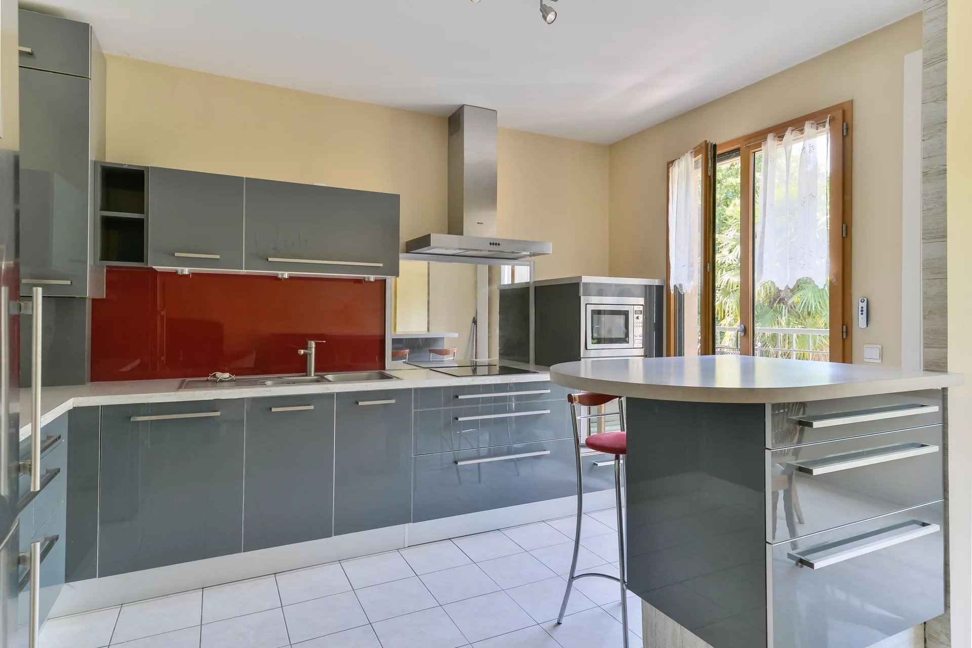 À vendre appartement à Écully 