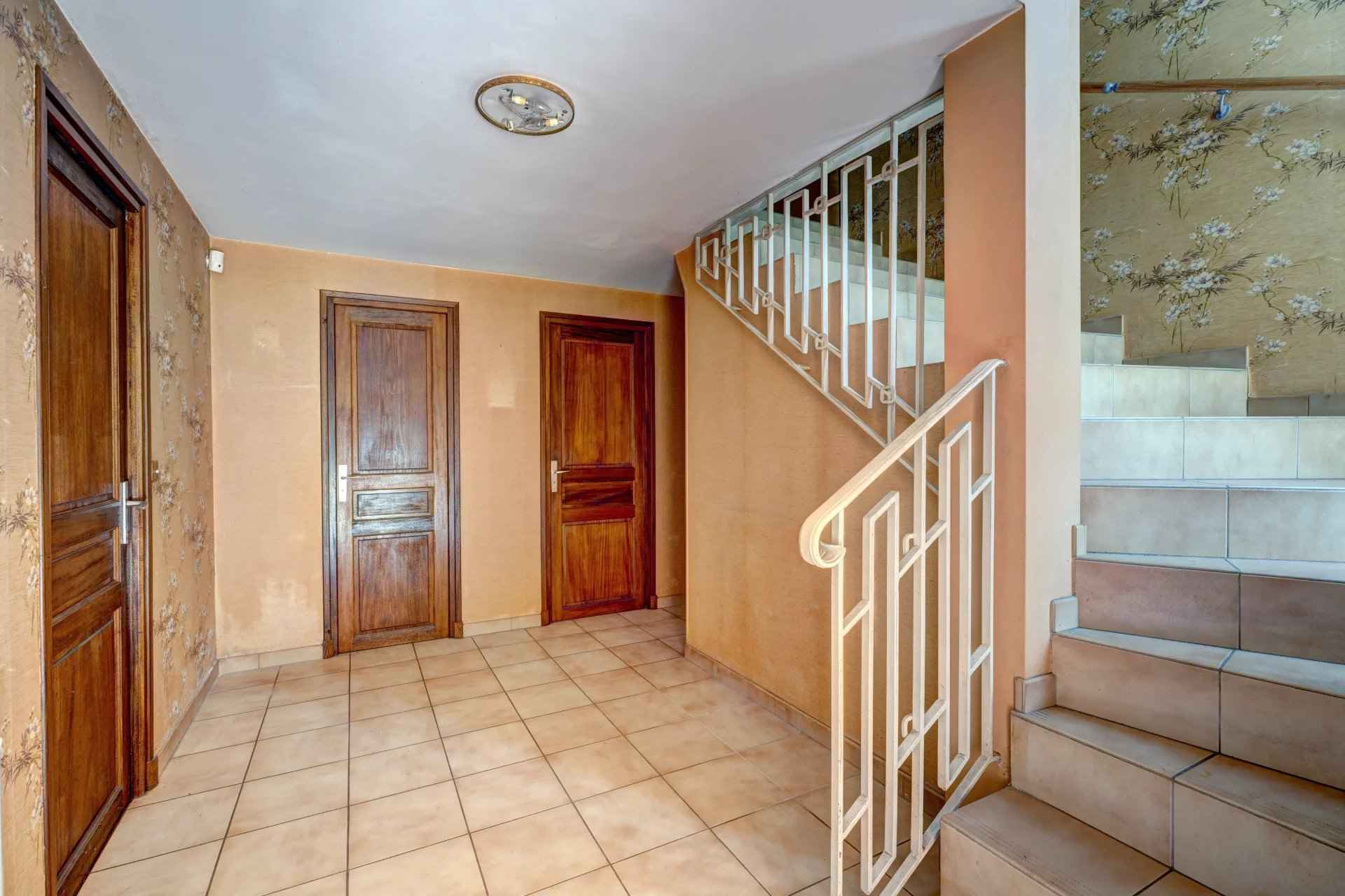 À vendre maison à Sainte-Foyr-Les-Lyon 