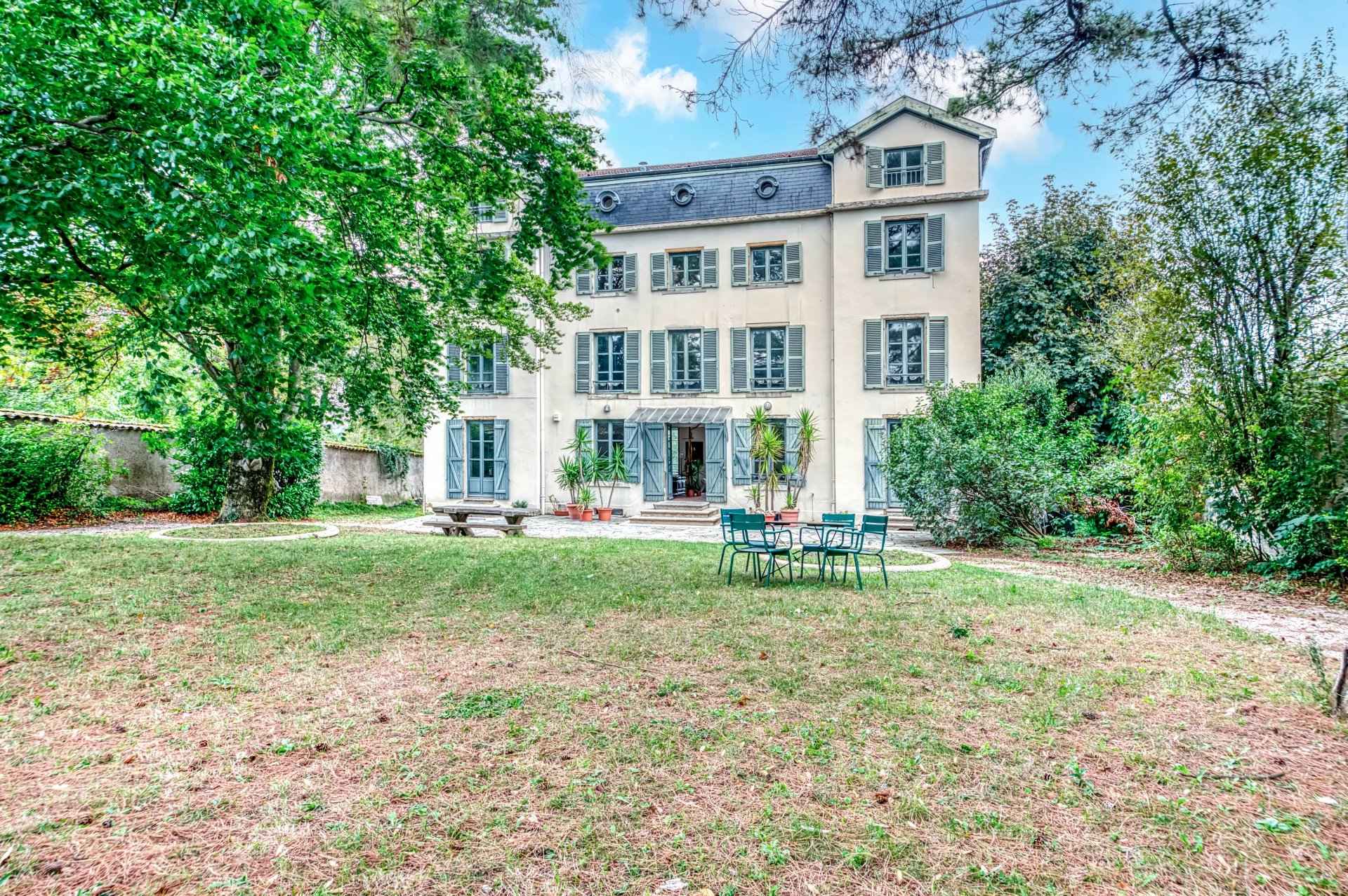 À vendre maison Lyon 4 - Val de Saône