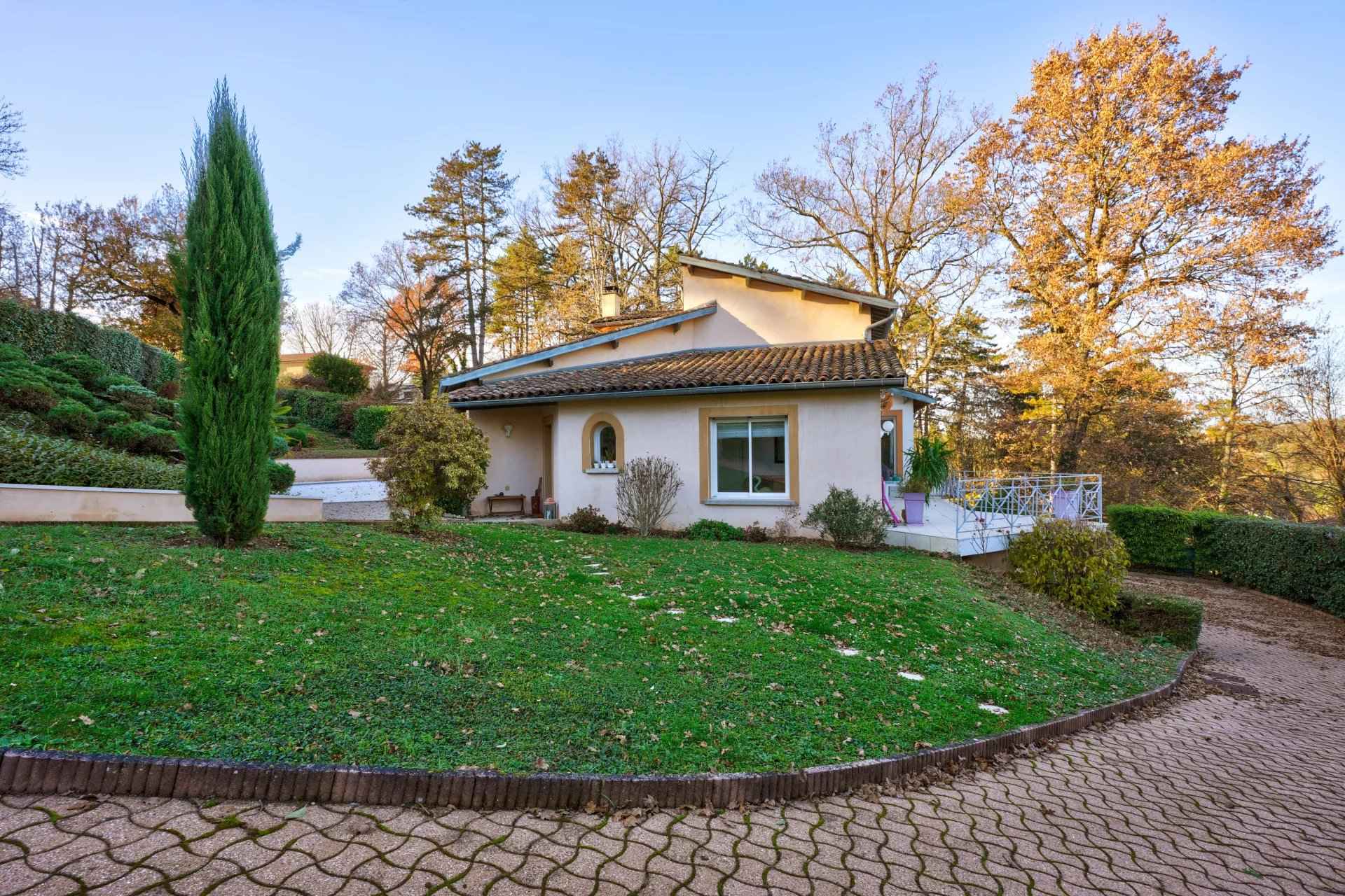 À vendre maison à Charbonnières-les-Bains