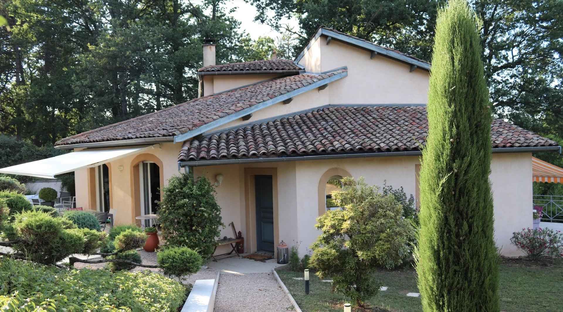 À vendre maison à Charbonnières-les-Bains